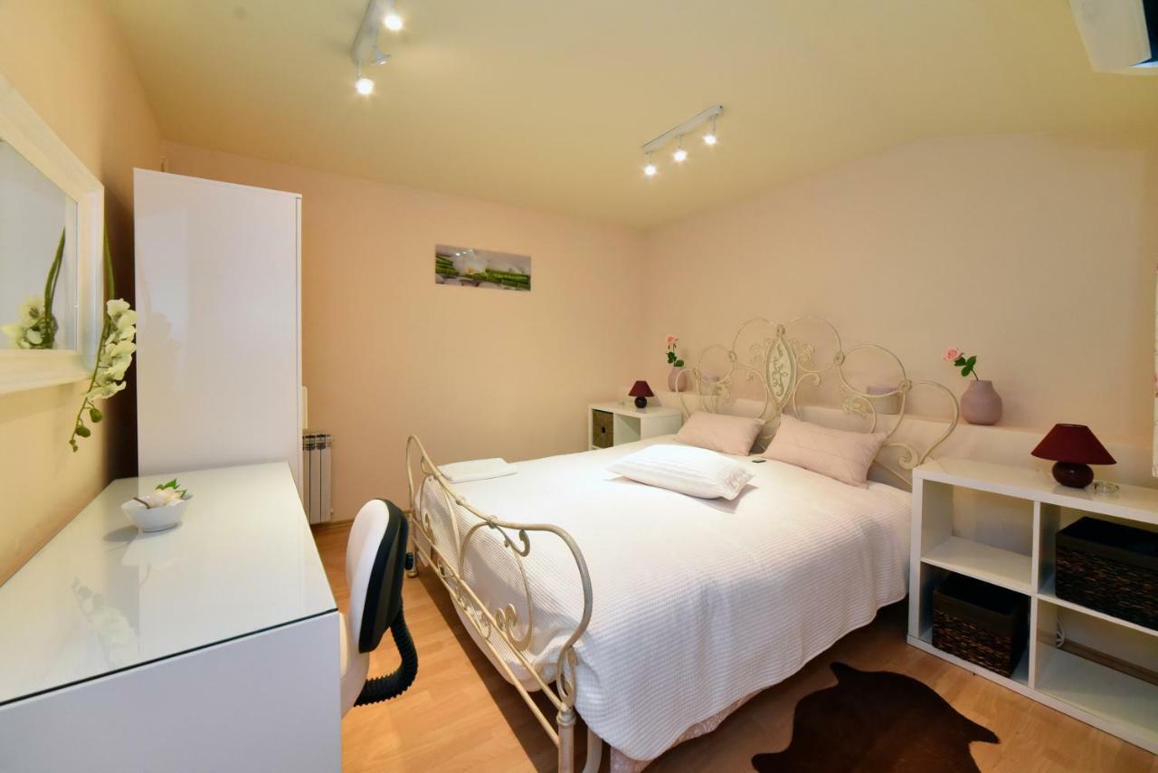 זאגרב Ban Jelacic Apartment מראה חיצוני תמונה